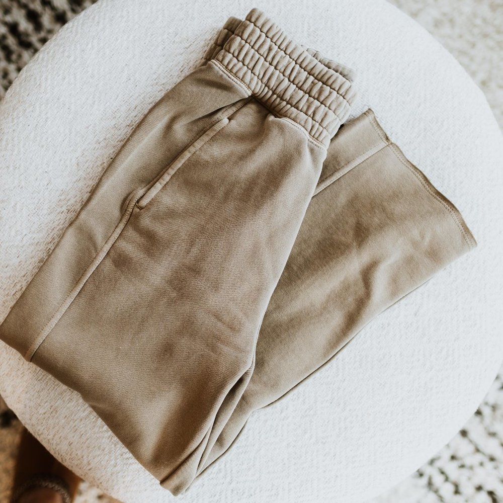 Fabletics Jenna High-Waisted Pant